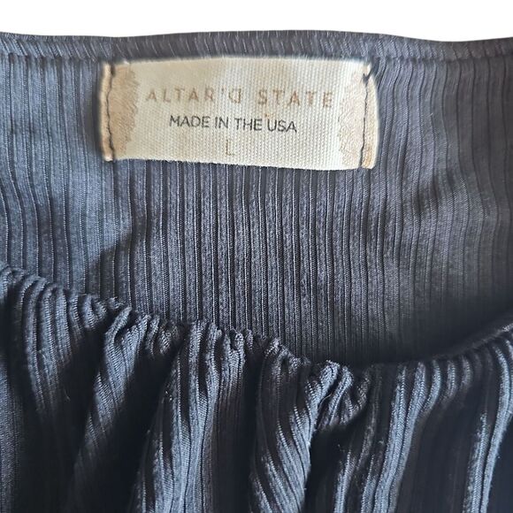 Altar’d State Black Crop Top Sz L NWT Off Shoulder Puff Sleeve Cottagecore Boho - Picture 5 of 16